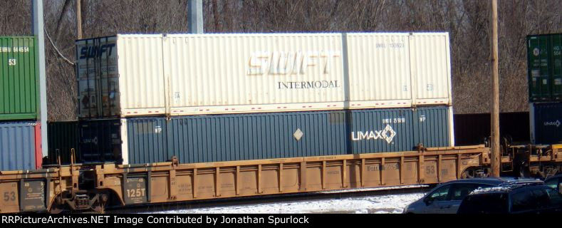 DTTX 785625B with two containers